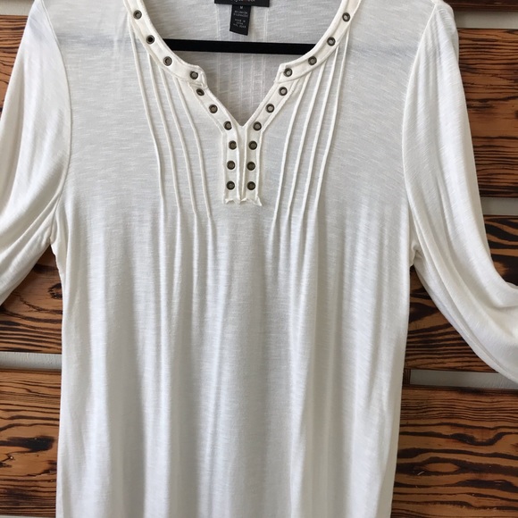 Blouse - Picture 2 of 3